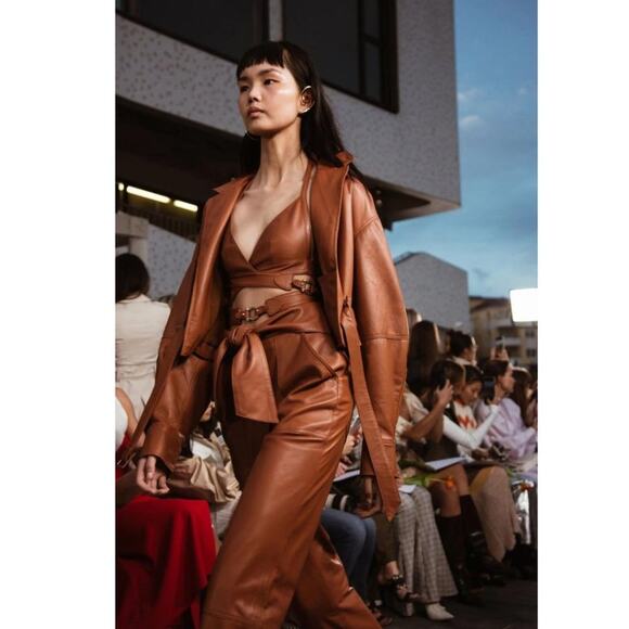 Jonathan Simkhai Tessa Vegan Leather Pants 2 Brown NWT - Picture 3 of 10